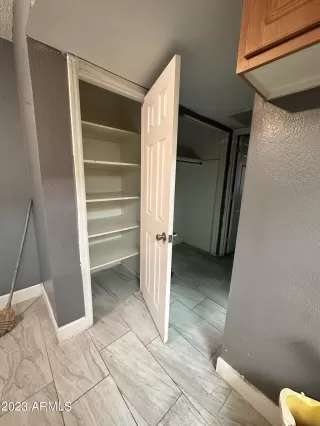 Photo #6: 6575129 Listing