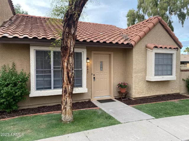 MLS: 6575269 Condo For Sale