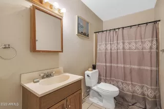 Photo #5: 6575404 Listing