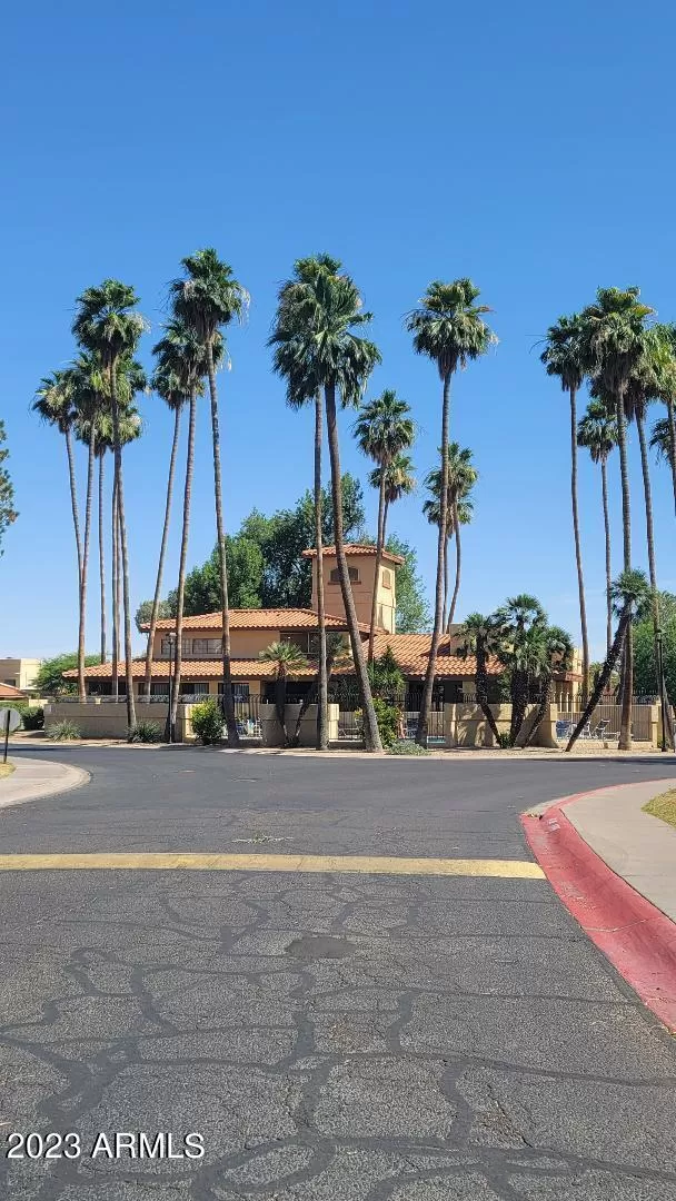 MLS: 6575411 Condo For Sale