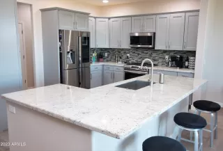 Photo #1: 6575440 Listing