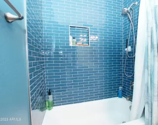 Photo #5: 6575440 Listing