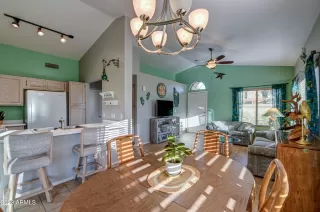 Photo #6: 6575463 Listing 