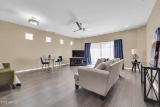 Photo #2: 6575484 Listing