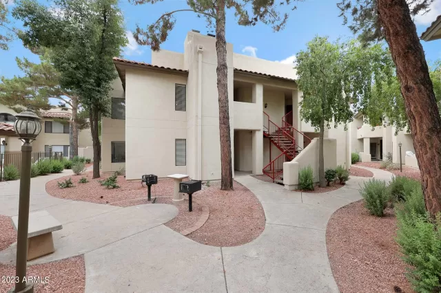 MLS: 6575562 Condo For Sale