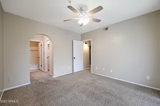 Photo #6: 6575562 Listing