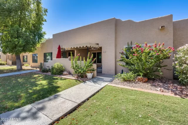 MLS: 6575734 Condo For Sale