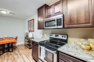Photo #1: 6575734 Listing 