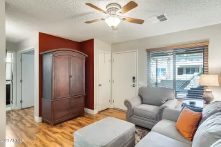Photo #6: 6575734 Listing 
