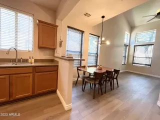 Photo #5: 6575831 Listing