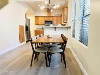 Photo #6: 6575831 Listing