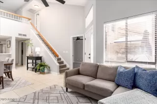 Photo #3: 6576278 Listing