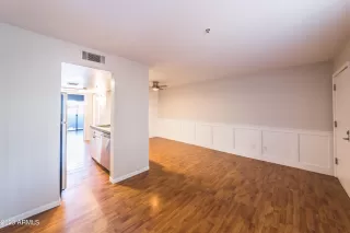 Photo #5: 6576570 Listing 