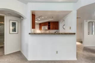 Photo #5: 6576756 Listing