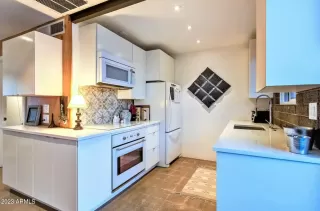 Photo #6: 6576799 Listing