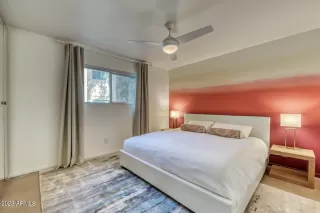 Photo #3: 6576803 Listing