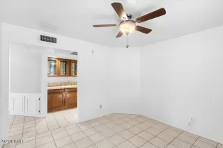 Photo #6: 6576845 Listing 