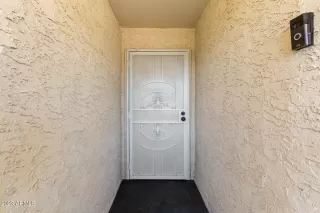 Photo #5: 6576990 Listing