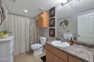 Photo #4: 6577298 Listing