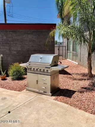 Photo #3: 6577414 Listing