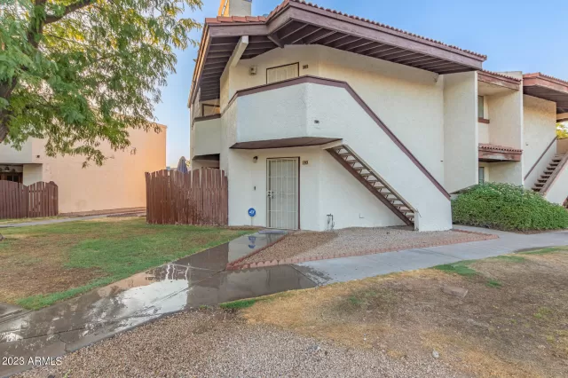 MLS: 6577748 Condo For Sale