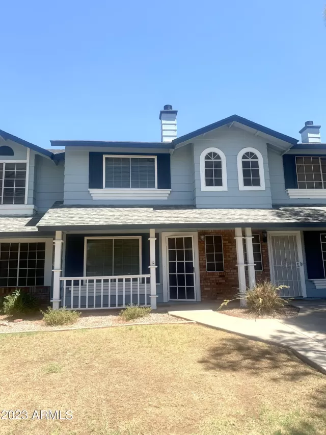 MLS: 6577771 Condo For Sale