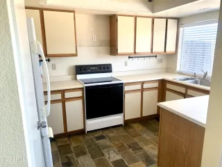 Photo #3: 6577771 Listing 