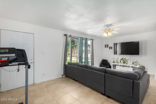 Photo #2: 6577828 Listing 