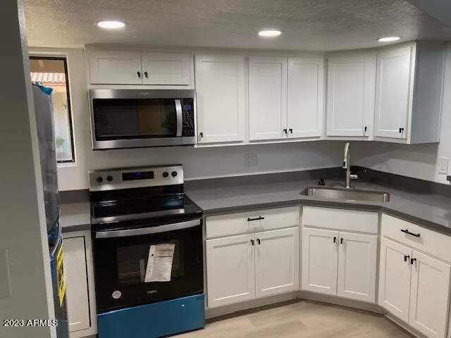 MLS: 6577915 Condo For Sale