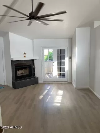 Photo #5: 6577915 Listing