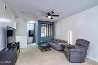 Photo #3: 6578029 Listing 