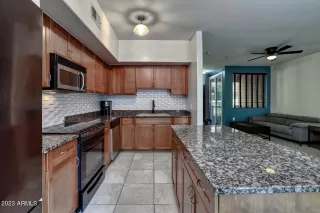 Photo #6: 6578029 Listing 