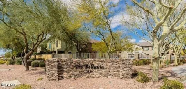 MLS: 6578032 Condo For Sale