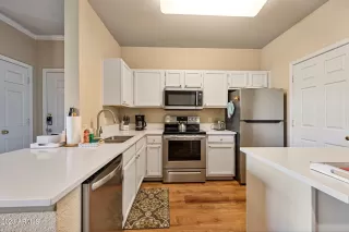 Photo #2: 6578050 Listing