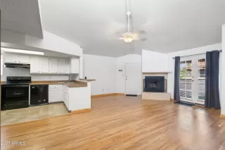 Photo #5: 6578150 Listing 