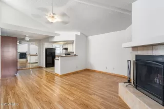 Photo #6: 6578150 Listing 