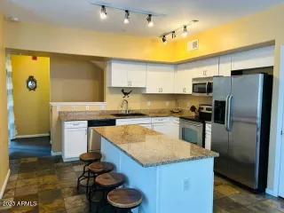 Photo #4: 6578196 Listing