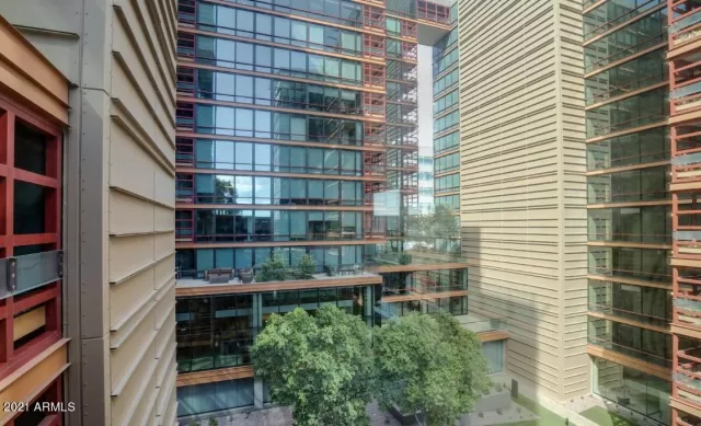 MLS: 6578278 Condo For Sale