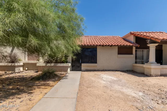 MLS: 6578306 Condo For Sale