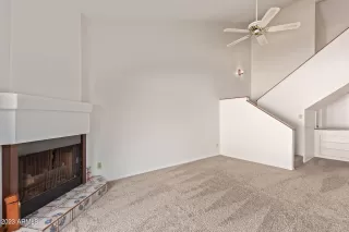 Photo #4: 6578418 Listing