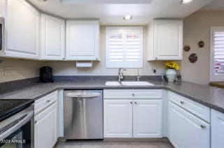 Photo #3: 6578583 Listing 