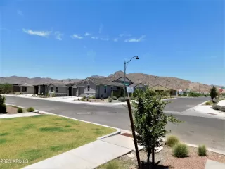 Photo #5: 6578689 Listing 