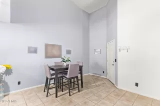 Photo #5: 6578719 Listing