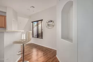 Photo #3: 6578988 Listing 