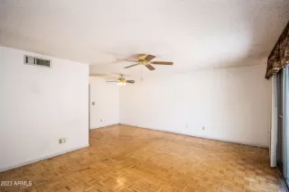 Photo #6: 6579065 Listing 