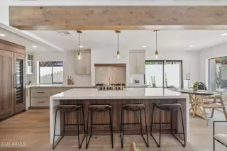 Photo #4: 6579148 Listing 