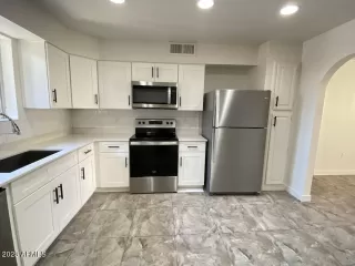 Photo #4: 6579153 Listing