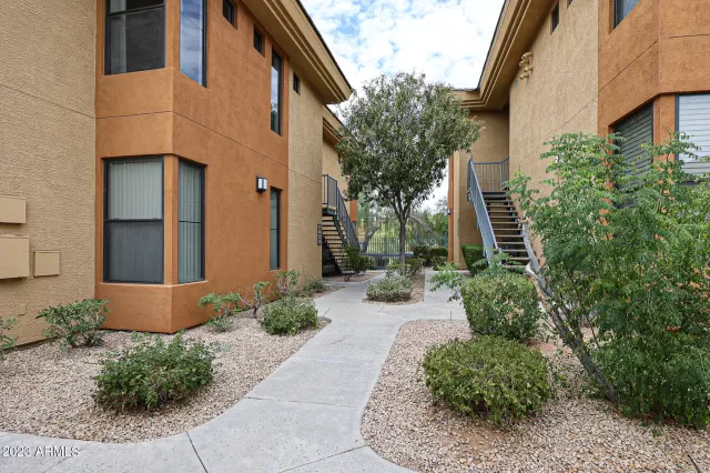 MLS: 6579179 Condo For Sale