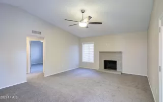 Photo #5: 6579264 Listing