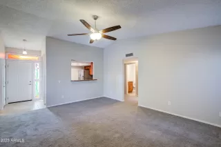 Photo #6: 6579264 Listing